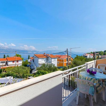Apartments Milka Слатине Экстерьер фото