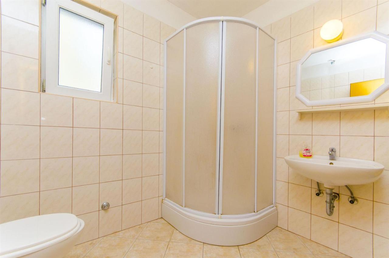 Apartments Milka Слатине Экстерьер фото