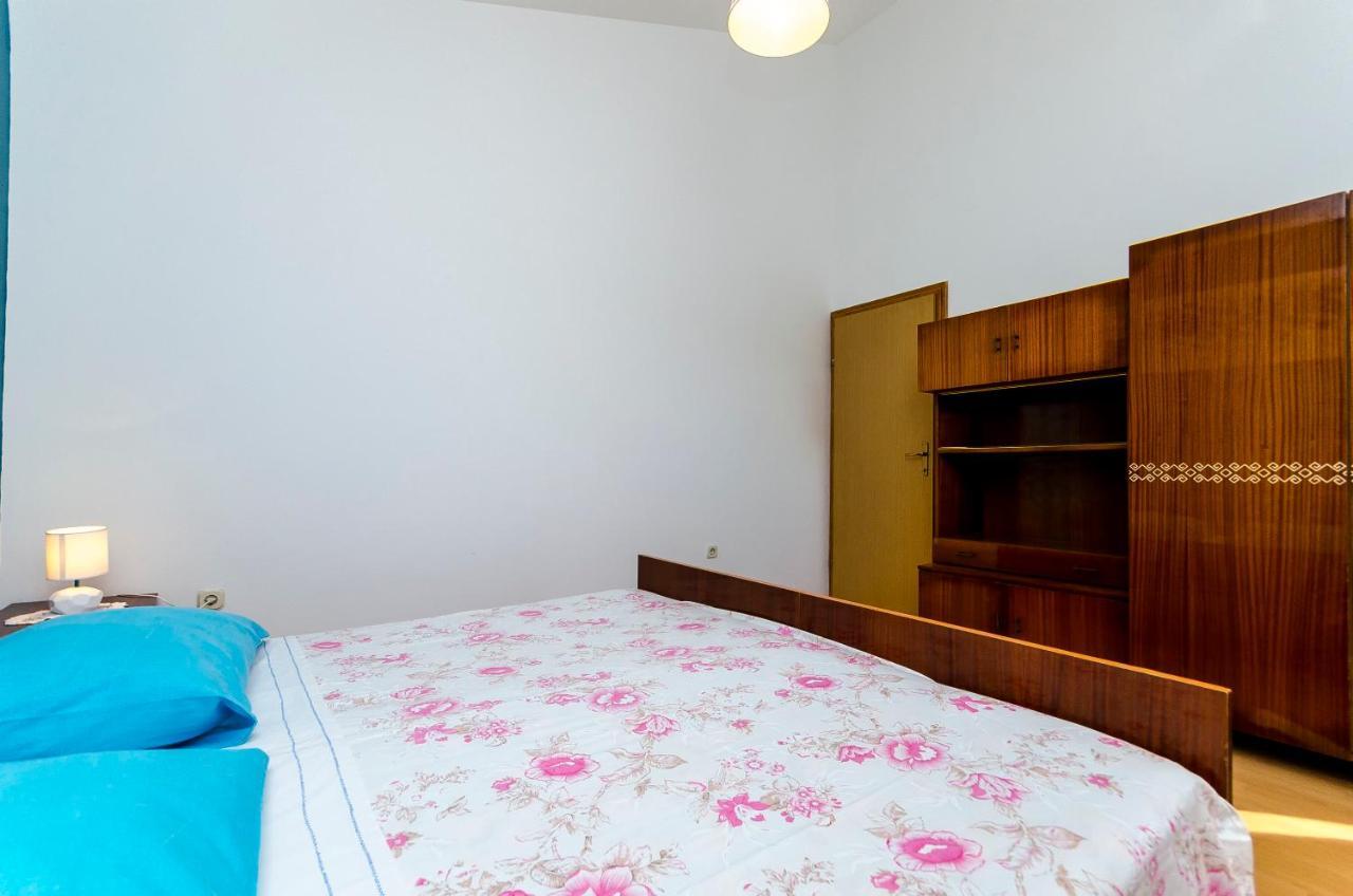 Apartments Milka Слатине Экстерьер фото