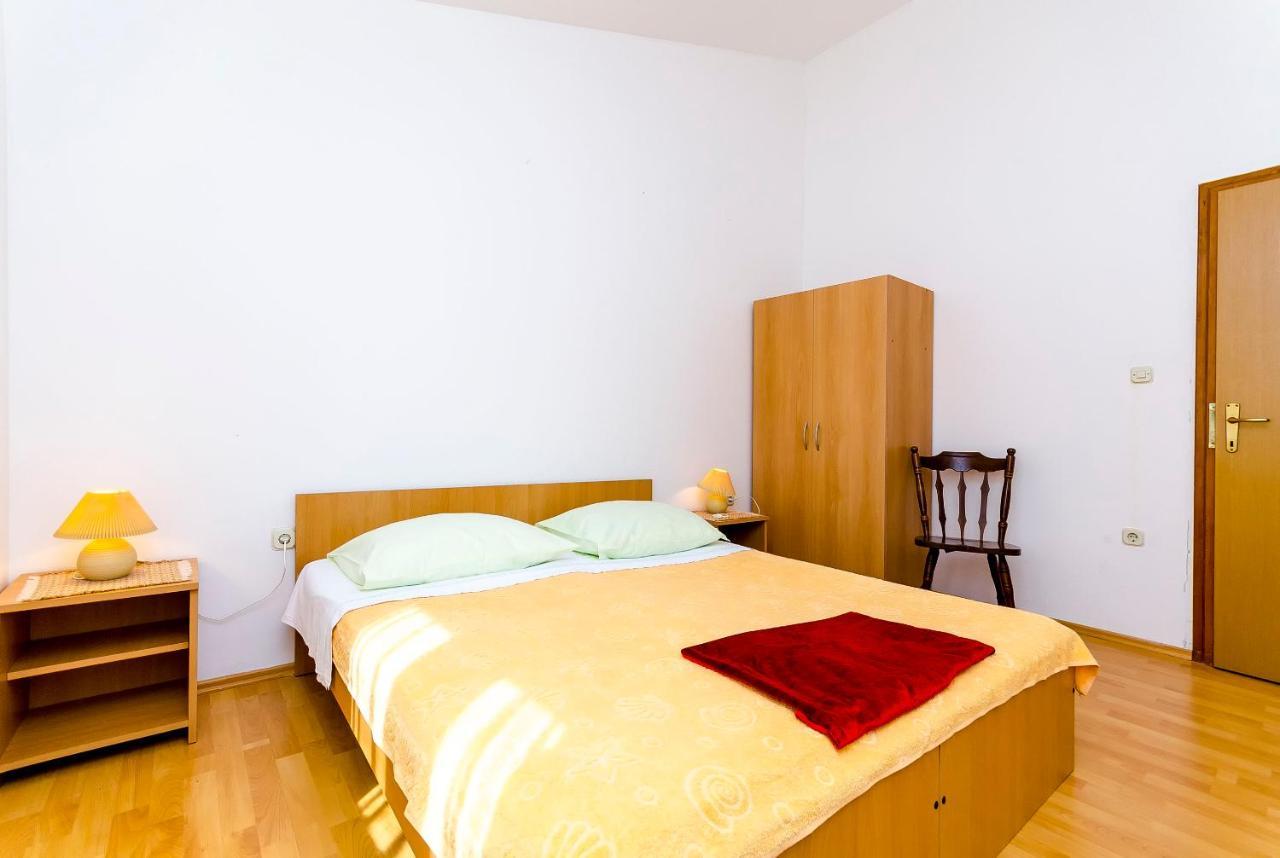 Apartments Milka Слатине Экстерьер фото