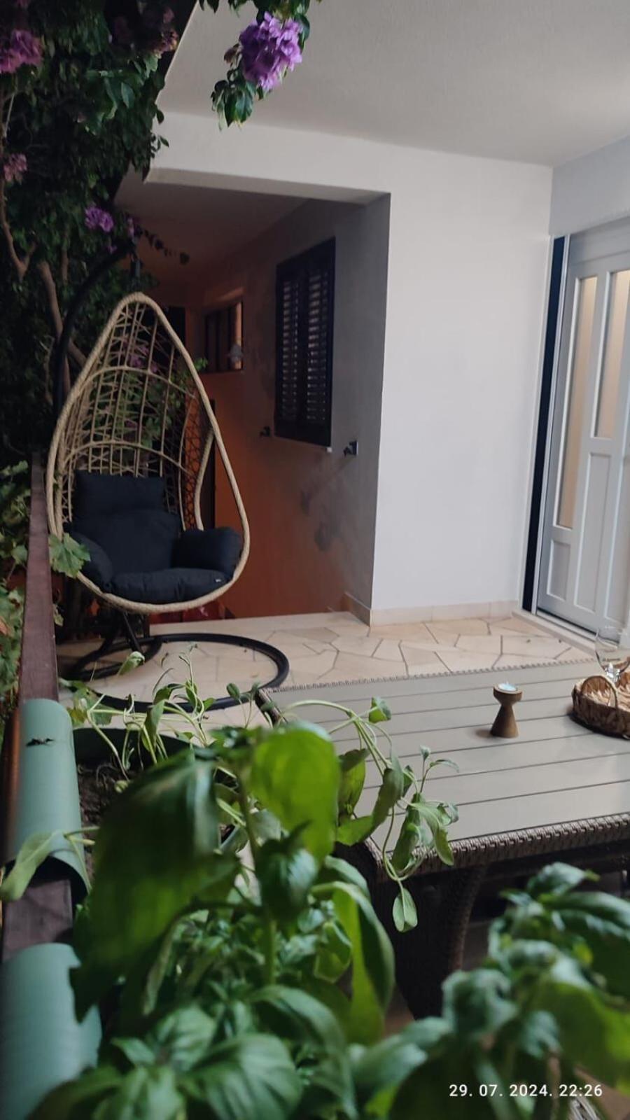 Apartments Milka Слатине Экстерьер фото